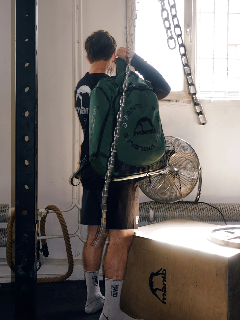 MANTO XL CONVERTIBLE BACKPACK CIRCLE-green